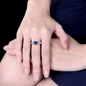 Platinum-plated Midnight Blue Swiss Zirconia Crystal Heart Ring for Women and Girls