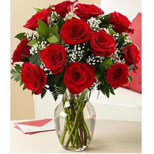 Dozen Roses in Vase